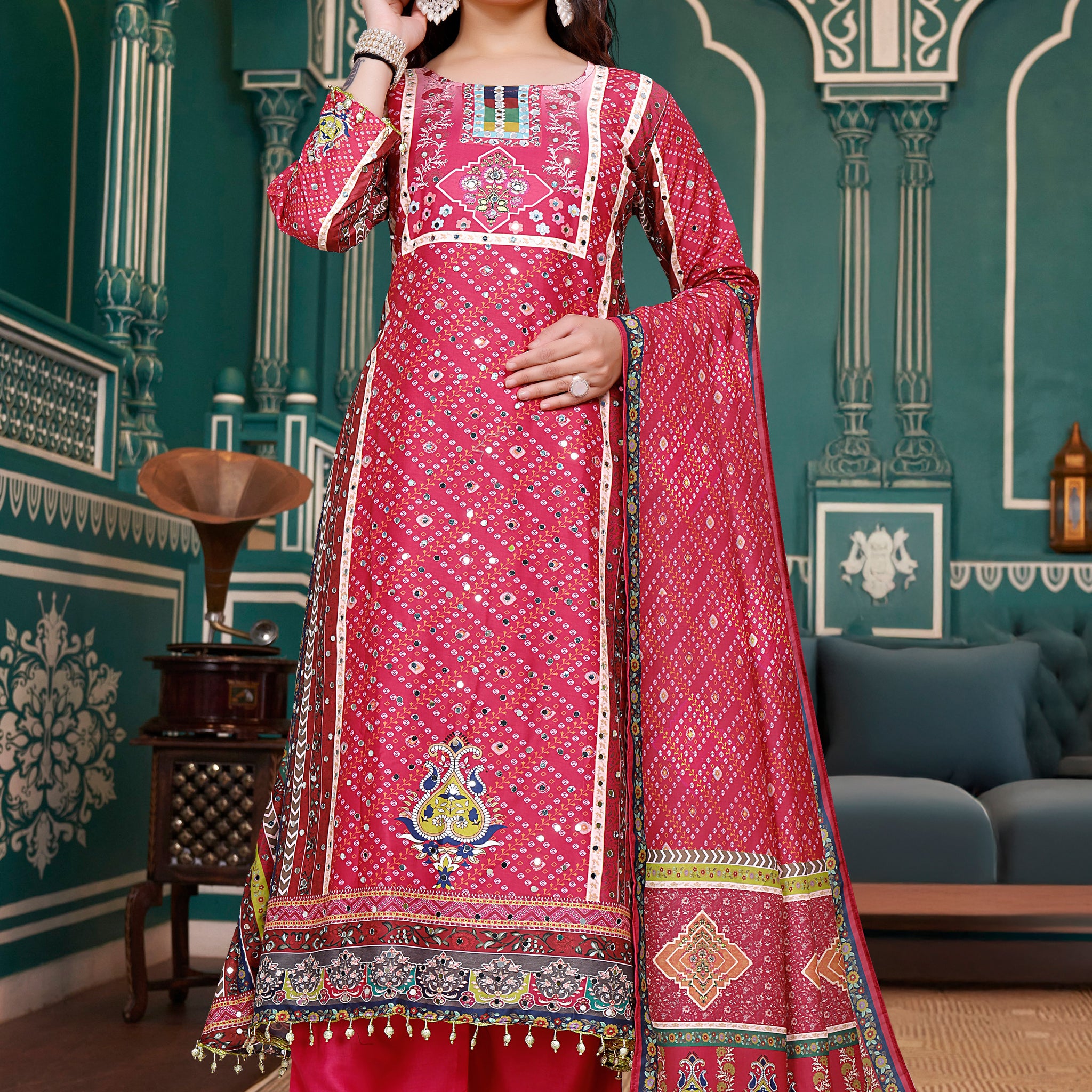 SWARAH HEAVY FANCY PAIR WITH DUPATTA SET